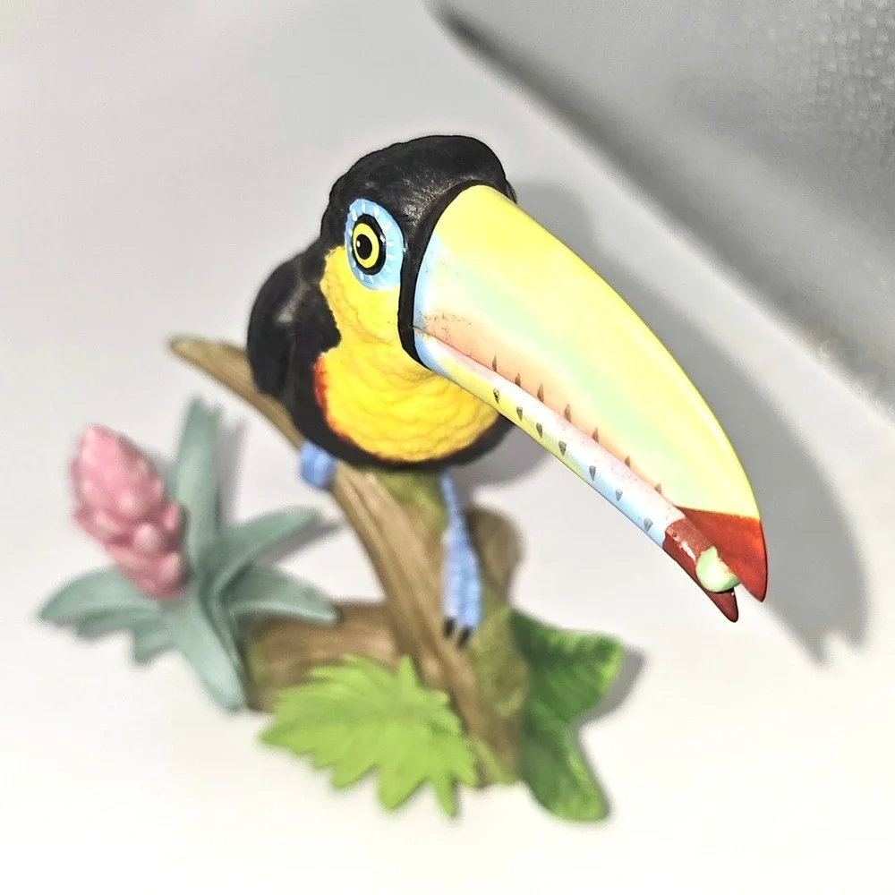 Lenox 2002 Keel-Billed‎ Toucan Bird Porcelain Figurine Tropical Rainforest Decor